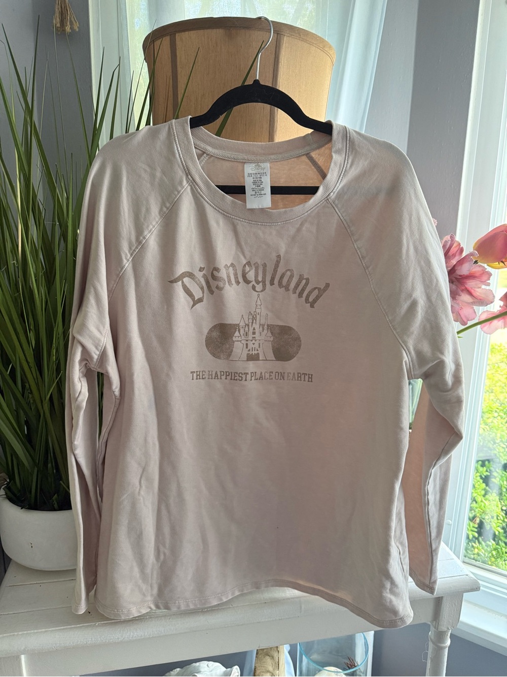 Disney Beige Long Sleeve Disneyland Heavy Super Soft Tee Size XL